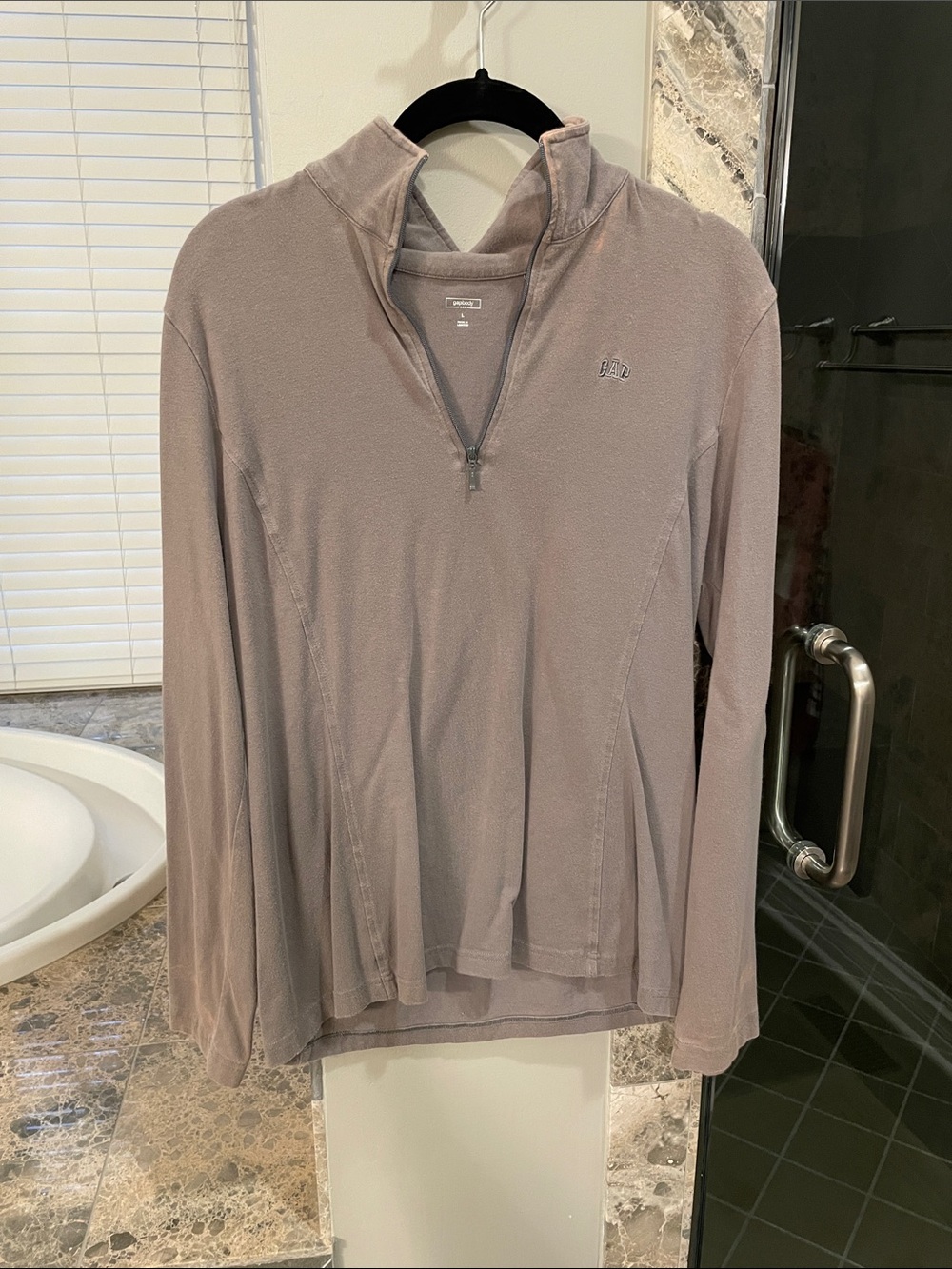 GAP Men's Quarter-Zip Pullover in Taupe